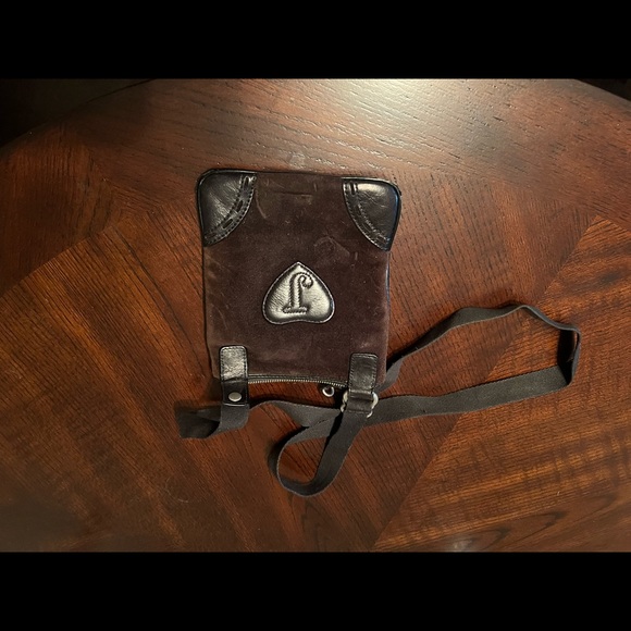 Juicy Couture black cross body bag! Excellent condition! - Picture 2 of 4